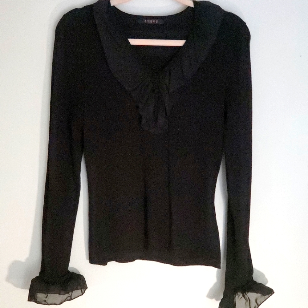 💖Long Sleeve Ruffled V-Neck Lightweight Sweater💖
